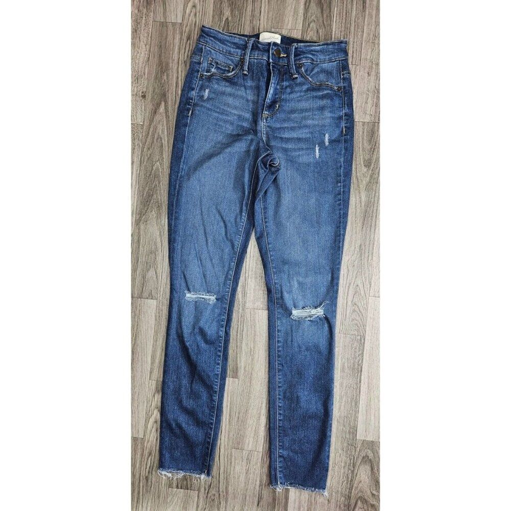 (3/$35) Universal Thread Size 0/25 Distressed High‎ Rise Skinny Denim Blue Jeans
